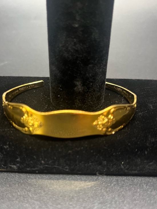 Oneida Jewelry - Wm A Rogers Oneida Gold Tone Spoon Cuff Bracelet